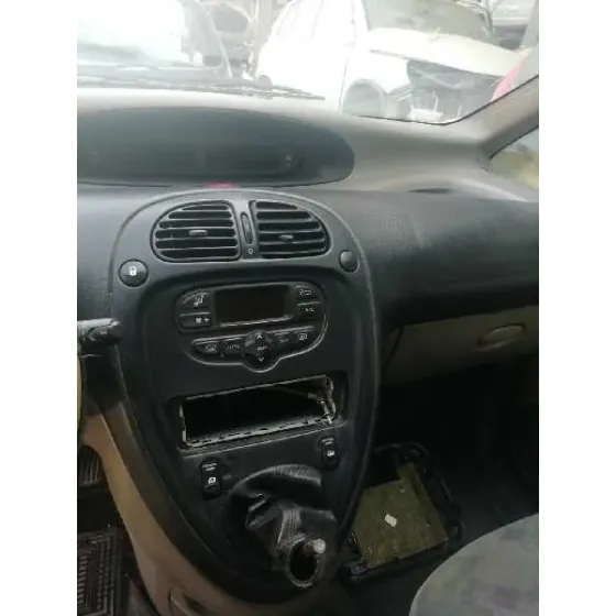 CITROEN XSARA PICASSO '2001 2.0 HDI GRIS