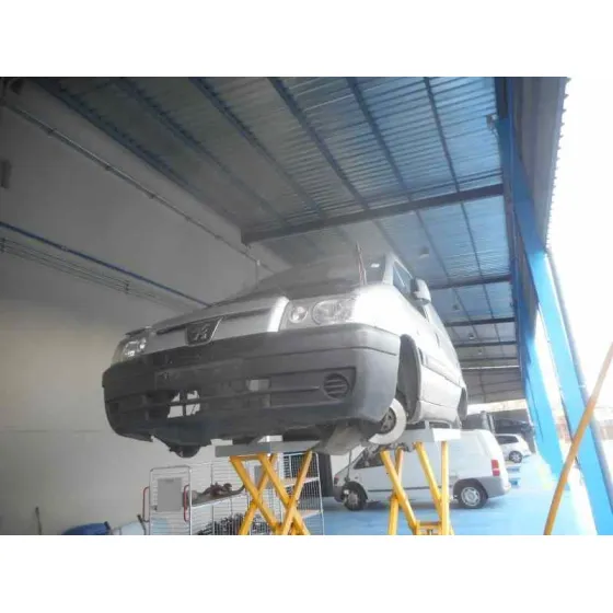 PEUGEOT EXPERT KASTEN STANDARD '2004 FURGON 220C BLANCO