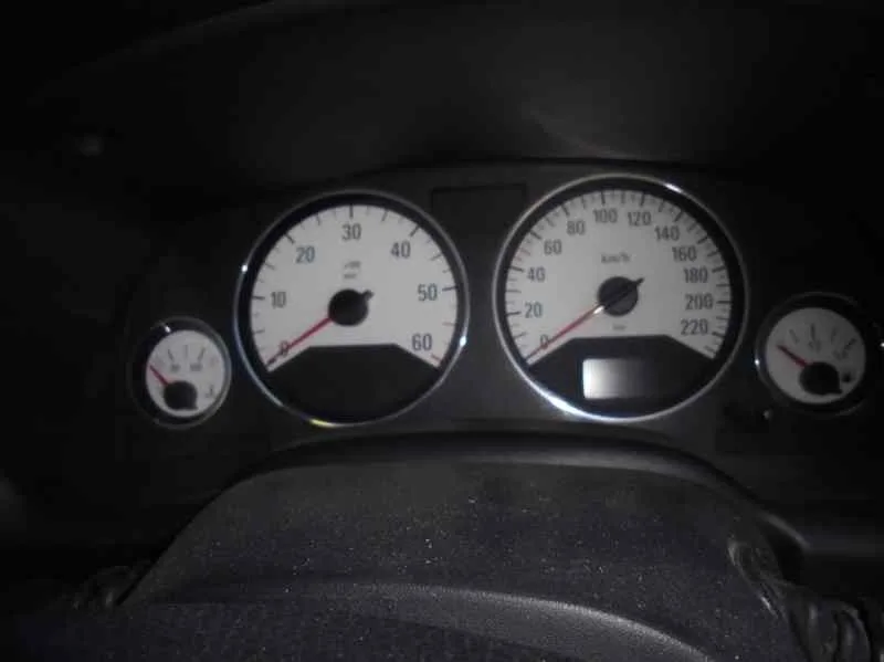 OPEL ASTRA G BERLINA OPEL ASTRA G BERLINA '2002 CLUB BLANCO 1998