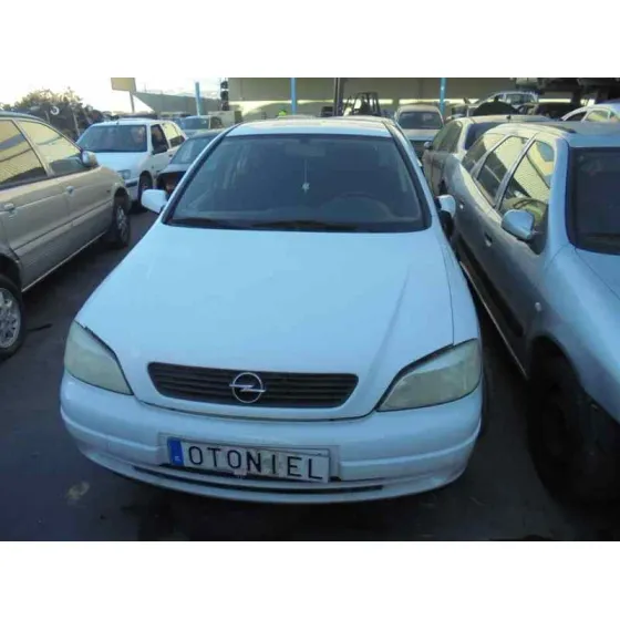 OPEL ASTRA G BERLINA '2002 CLUB BLANCO