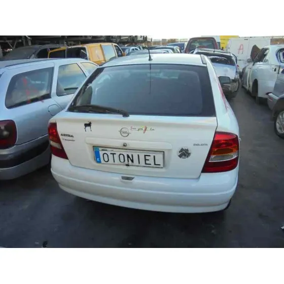 OPEL ASTRA G BERLINA '2002 CLUB BLANCO