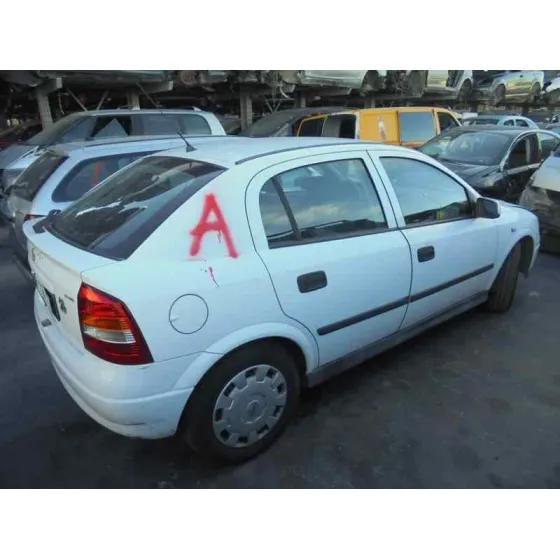 OPEL ASTRA G BERLINA '2002 CLUB BLANCO