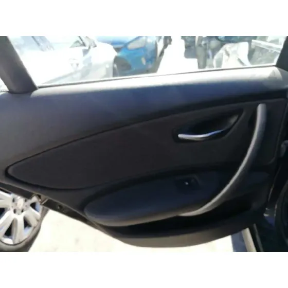 BMW SERIE 1 BERLINA (E81/E87) '2012 116D NEGRO