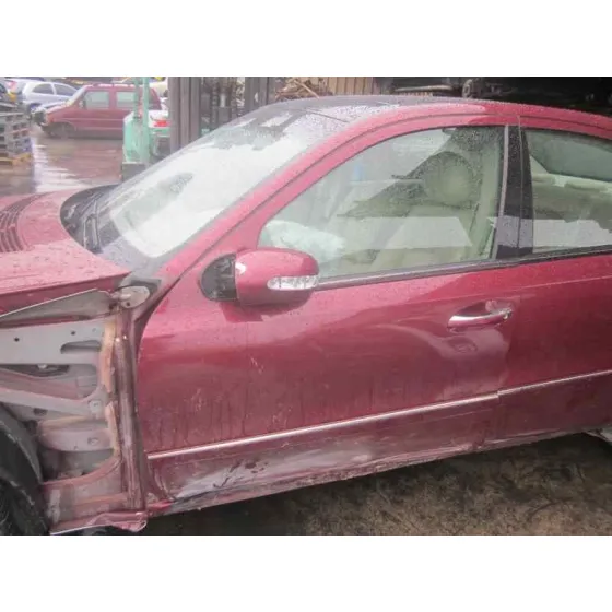 MERCEDES CLASE E (W211) BERLINA '2004 E 270 CDI (211.016) ROJO