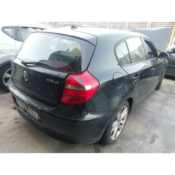 BMW SERIE 1 BERLINA (E81/E87) '2007 118D NEGRO