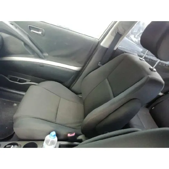 TOYOTA COROLLA VERSO (R1) '2004 2.0 D-4D SOL GRIS