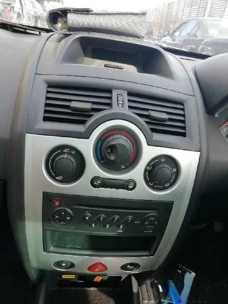 RENAULT MEGANE II COUPE/CABRIO '2005 1.6 16V GRIS
