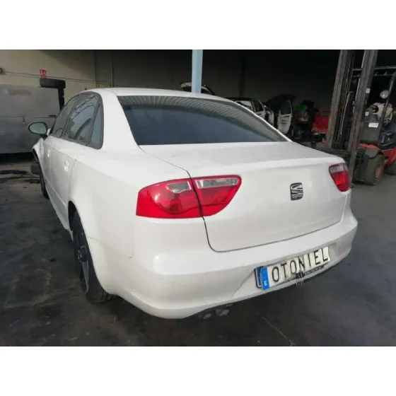 SEAT EXEO BERLINA (3R2) '2010 REFERENCE BLANCO
