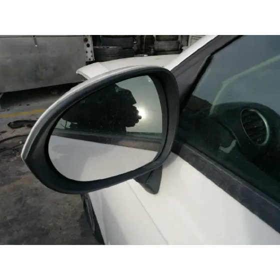 SEAT EXEO BERLINA (3R2) '2010 REFERENCE BLANCO