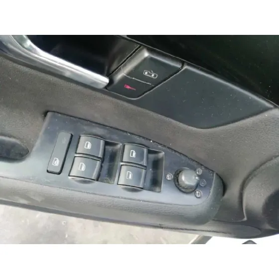SEAT EXEO BERLINA (3R2) '2010 REFERENCE BLANCO
