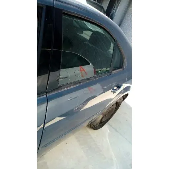 FORD MONDEO BERLINA (GE) '2001 AMBIENTE GRIZ AZULADO