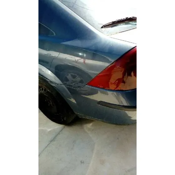 FORD MONDEO BERLINA (GE) '2001 AMBIENTE GRIZ AZULADO