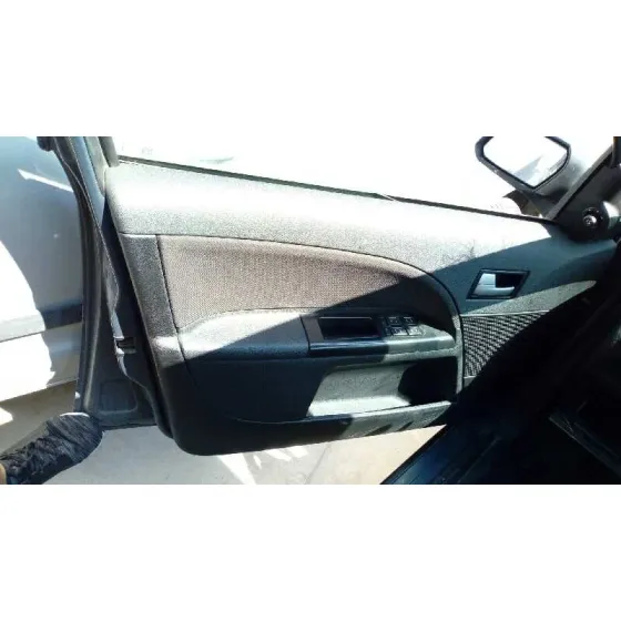 FORD MONDEO BERLINA (GE) '2001 AMBIENTE GRIZ AZULADO