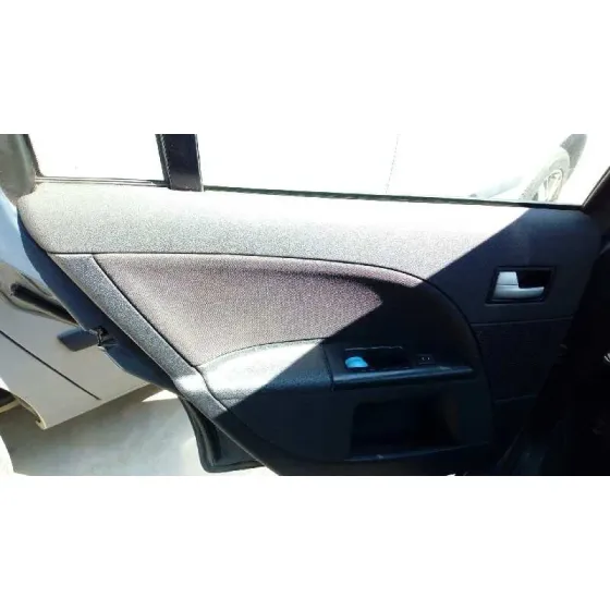 FORD MONDEO BERLINA (GE) '2001 AMBIENTE GRIZ AZULADO