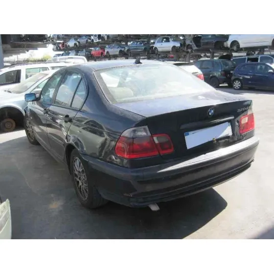 BMW SERIE 3 BERLINA (E46) '2003 320D AZUL