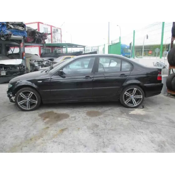 BMW SERIE 3 BERLINA (E46) '2003 320D NEGRO