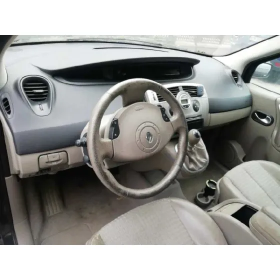 RENAULT GRAND SCENIC '2005 1.9 DCI NEGRO