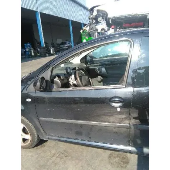 PEUGEOT 107 '2009 BASICO NEGRO