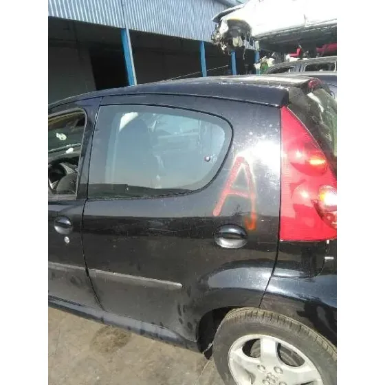 PEUGEOT 107 '2009 BASICO NEGRO