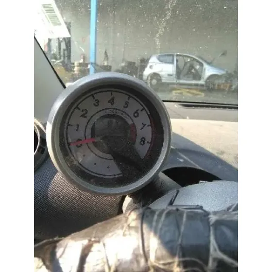 PEUGEOT 107 '2009 BASICO NEGRO