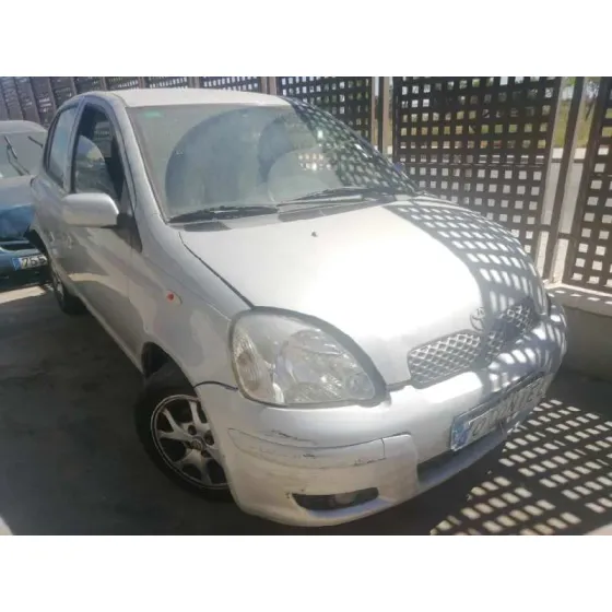TOYOTA YARIS (NCP1/NLP1/SCP1) '2004 1.3 SOL AUTOMATICO GRIS