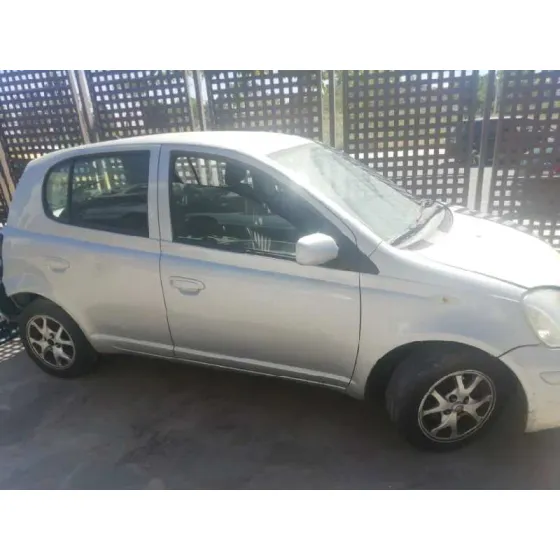 TOYOTA YARIS (NCP1/NLP1/SCP1) '2004 1.3 SOL AUTOMATICO GRIS