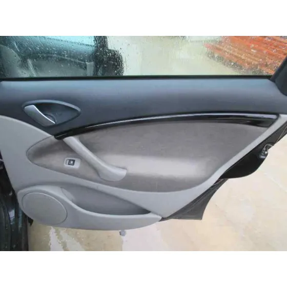 CITROEN C5 BERLINA '2007 ATTRACTION NEGRO