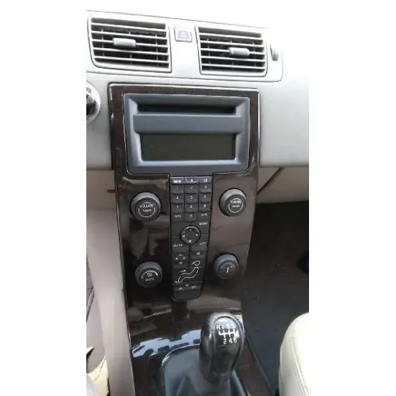 VOLVO S40 BERLINA '2004 2.0 D KINETIC ROJO