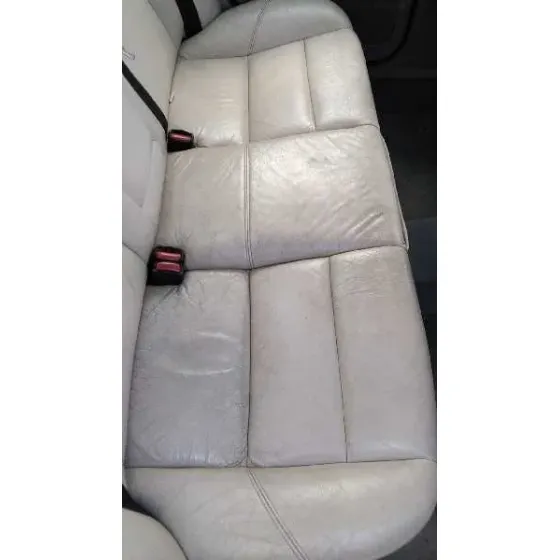 VOLVO S40 BERLINA '2004 2.0 D KINETIC ROJO