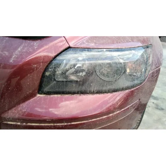 VOLVO S40 BERLINA '2004 2.0 D KINETIC ROJO