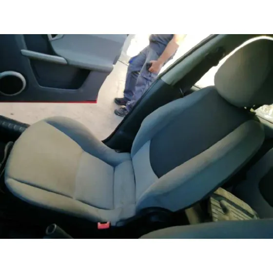 SMART FORFOUR '2006 1.1 CAT ROJO Y NEGRO