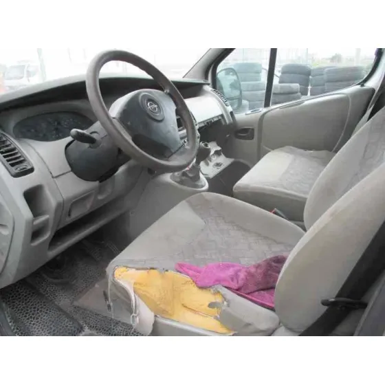 OPEL VIVARO '2002 1.9 CDTI CAT (F9Q-760 / L08) PLATA