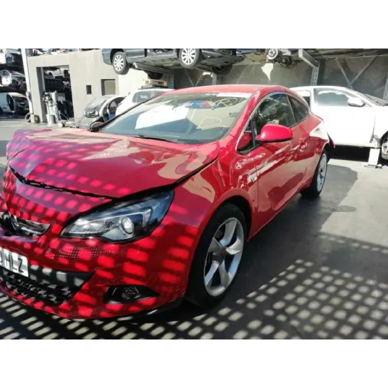 OPEL ASTRA J GTC '2012 SPORTIVE ROJO