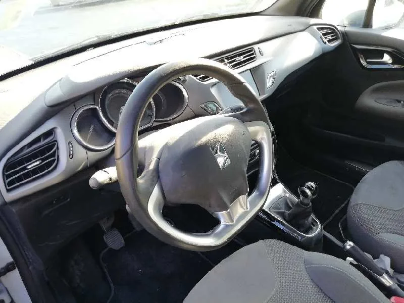 CITROEN DS3 '2015 1.6 HDI FAP BLANCO