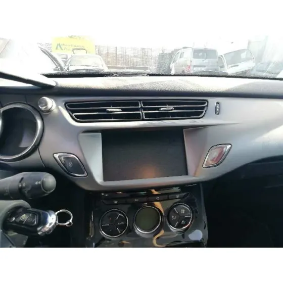 CITROEN DS3 '2015 1.6 HDI FAP BLANCO