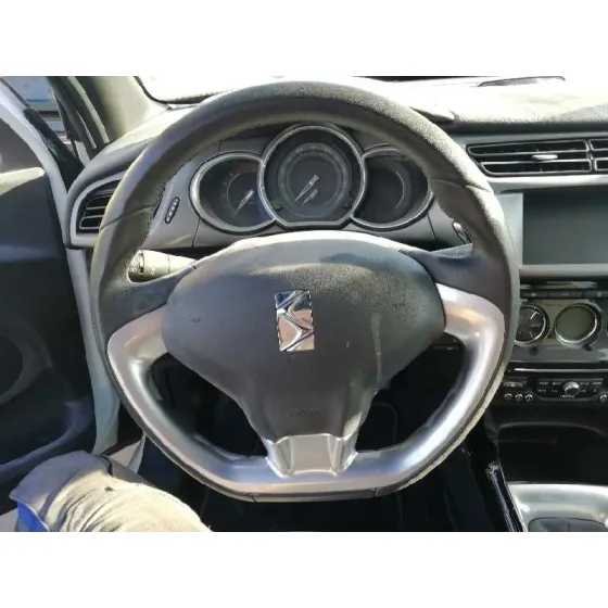 CITROEN DS3 '2015 1.6 HDI FAP BLANCO