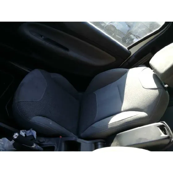 CITROEN DS3 '2015 1.6 HDI FAP BLANCO
