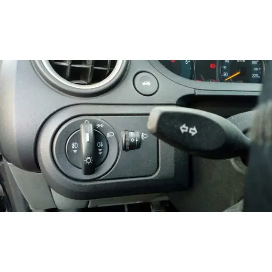 FORD FIESTA (CBK) '2002 1.4 TDCI CAT NEGRO