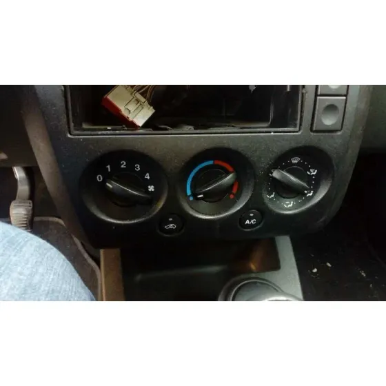 FORD FIESTA (CBK) '2002 1.4 TDCI CAT NEGRO