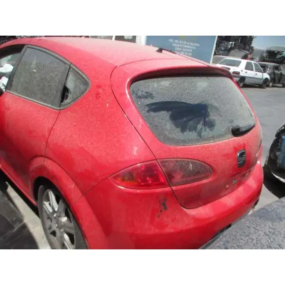SEAT LEON (1P1) '2007 REFERENCE ROJO