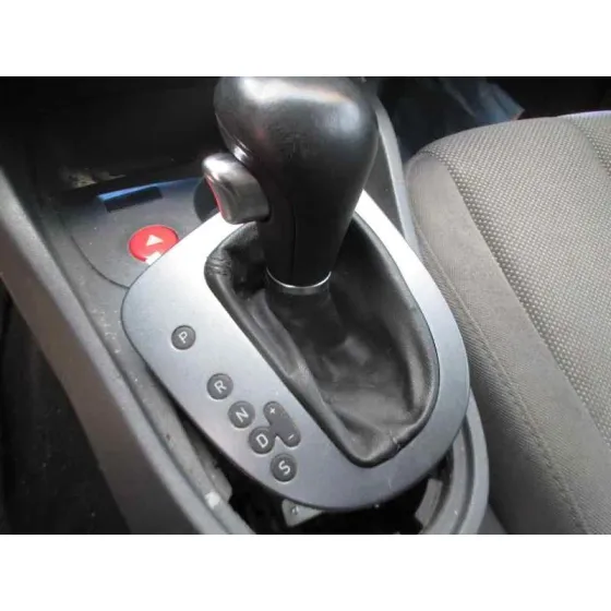 SEAT LEON (1P1) '2007 REFERENCE ROJO