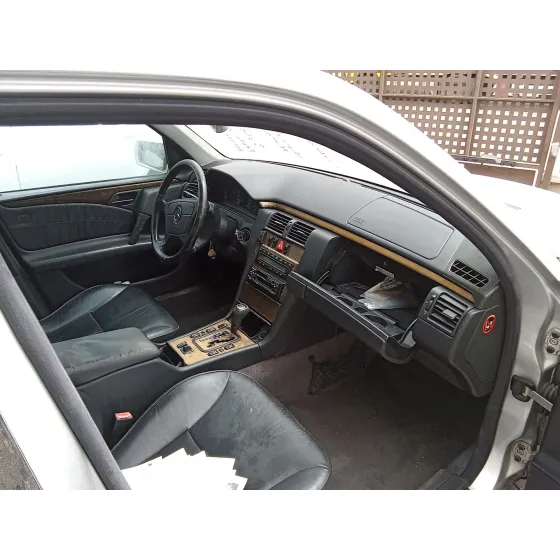 TIPO MOTOR: 0M.606.962 CVF/KW: 19.96/130