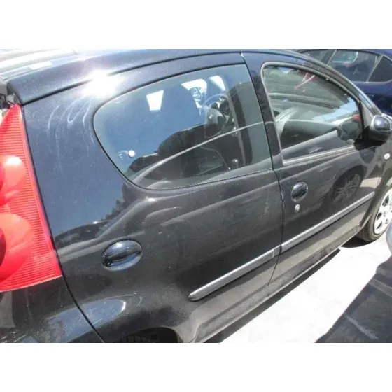 PEUGEOT 107 '2009 URBAN NEGRO
