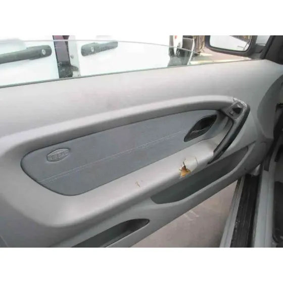 BMW SERIE 3 COMPACT (E46) '2001 316TI PLATA