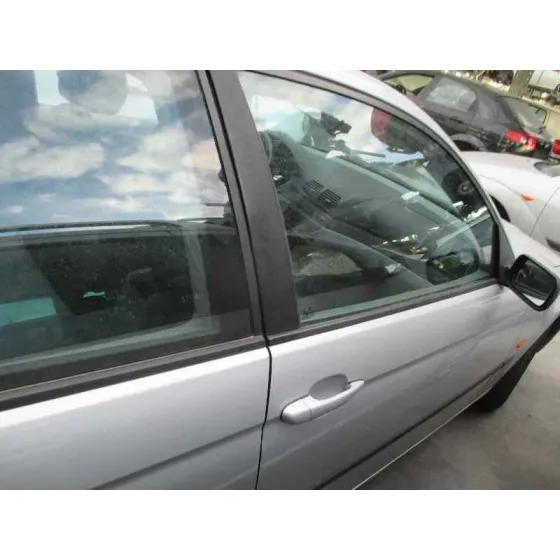 BMW SERIE 3 COMPACT (E46) '2001 316TI PLATA