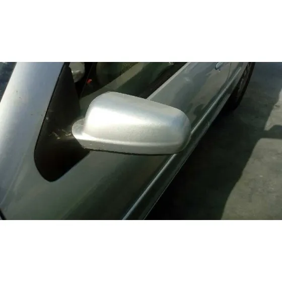 VOLKSWAGEN GOLF IV BERLINA (1J1) '2001 1.9 TDI PLATA