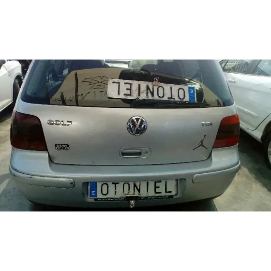 VOLKSWAGEN GOLF IV BERLINA (1J1) '2001 1.9 TDI PLATA