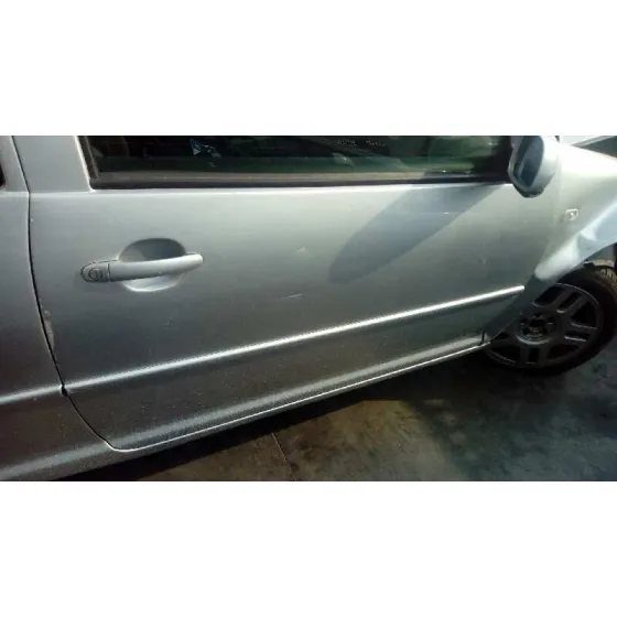 VOLKSWAGEN GOLF IV BERLINA (1J1) '2001 1.9 TDI PLATA