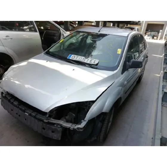 FORD FOCUS BERLINA (CAP) '2005 TREND GRIS