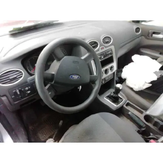 FORD FOCUS BERLINA (CAP) '2005 TREND GRIS